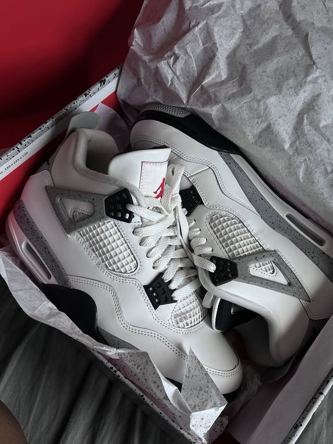 Jordan 4